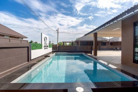 Chalet de 3 dormitorios en Pran Buri, Tailandia № 146725 - foto 3
