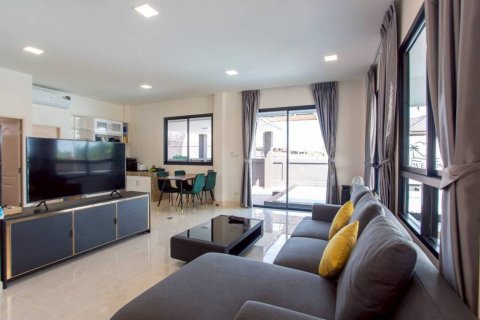 Chalet de 3 dormitorios en Pran Buri, Tailandia № 146725 - foto 5
