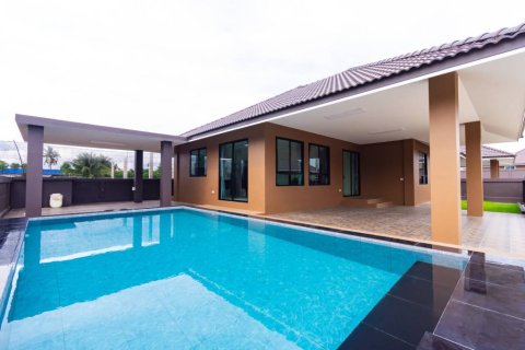 Chalet de 3 dormitorios en Pran Buri, Tailandia № 146725 - foto 4