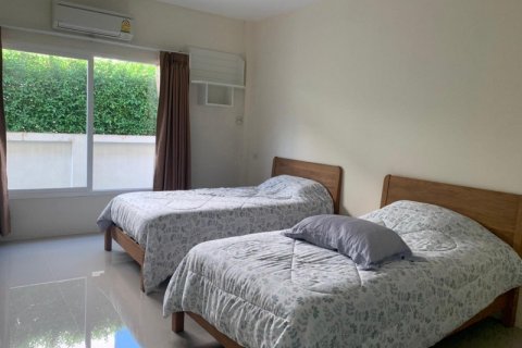 Casa de 4 dormitorios en Bangkok, Tailandia № 65904 - foto 14