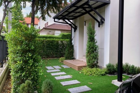 Casa de 4 dormitorios en Bangkok, Tailandia № 65904 - foto 4