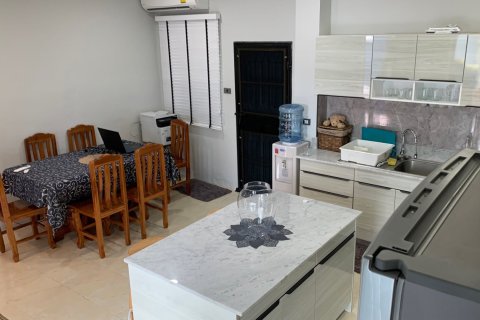 Casa de 3 dormitorios en Pattaya, Tailandia № 157464 - foto 18