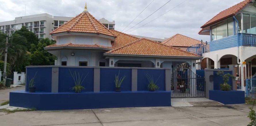 Casa de 3 dormitorios en Pattaya, Tailandia № 157464