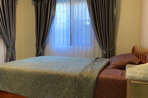 Casa de 3 dormitorios en Pattaya, Tailandia № 157464 - foto 9