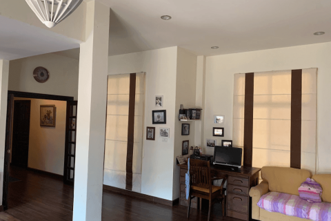 Casa de 4 dormitorios en Pattaya, Tailandia № 157469 - foto 8