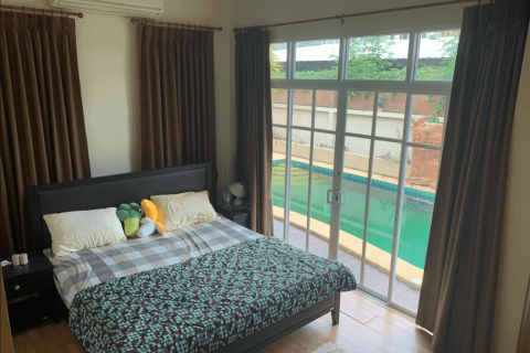 Casa de 4 dormitorios en Pattaya, Tailandia № 157469 - foto 14