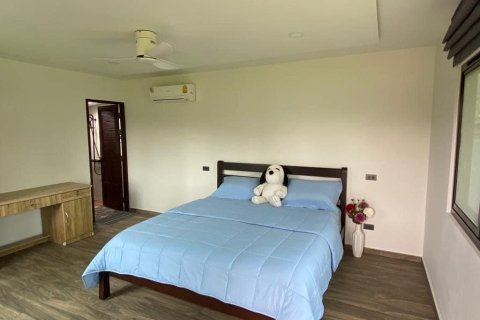 Casa de 2 dormitorios en Pattaya, Tailandia № 157468 - foto 16