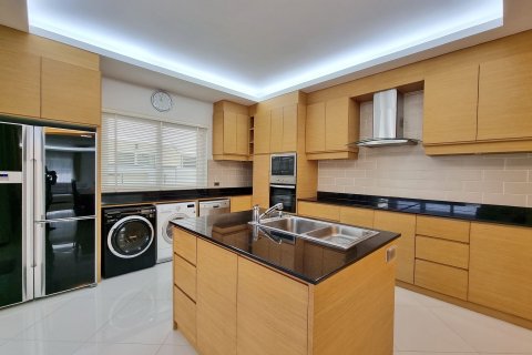 Casa de 2 dormitorios en Pattaya, Tailandia № 157463 - foto 3
