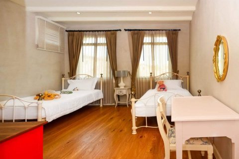 Casa de 3 dormitorios en Pattaya, Tailandia № 157467 - foto 10