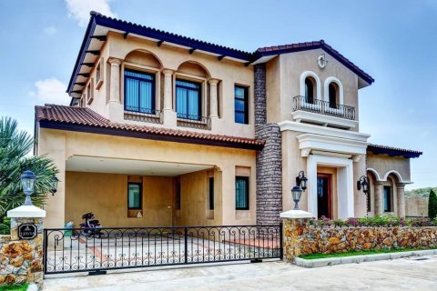 Casa de 3 dormitorios en Pattaya, Tailandia № 157467 - foto 16