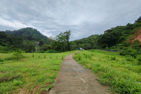 Chalet de 3 dormitorios en Phuket, Tailandia № 75775 - foto 27