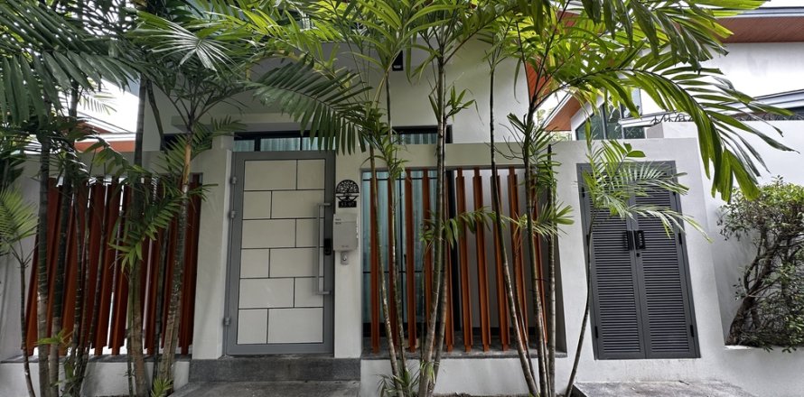 Chalet de 2 dormitorios en Pattaya, Tailandia № 163927