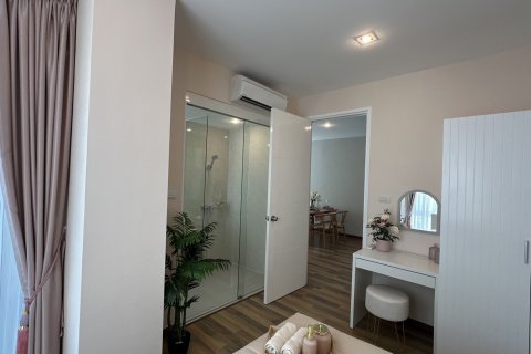 Apartamento de 2 dormitorios en Hua Hin, Tailandia № 163935 - foto 3