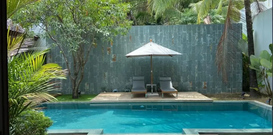 Casa de 3 dormitorios en Bang Tao, Tailandia № 163940