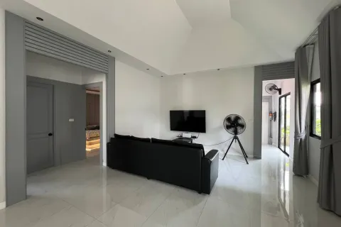 Casa de 3 dormitorios en Pattaya, Tailandia № 160245 - foto 6