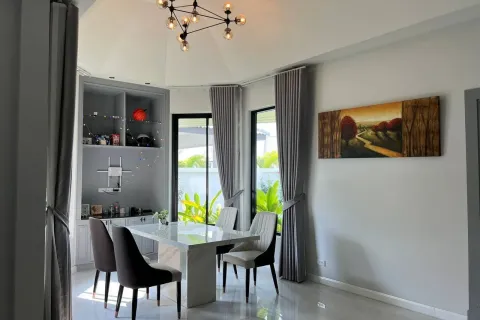 Casa de 3 dormitorios en Pattaya, Tailandia № 160245 - foto 5