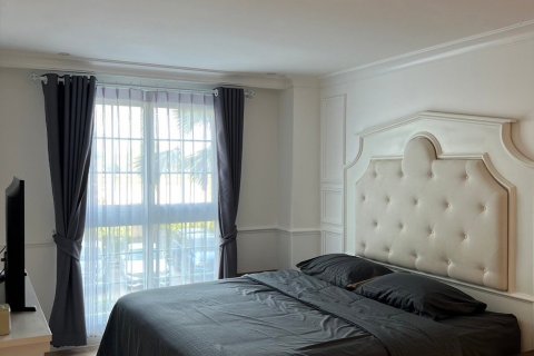 Condominio de 3 dormitorios en Pattaya, Tailandia № 55209 - foto 8