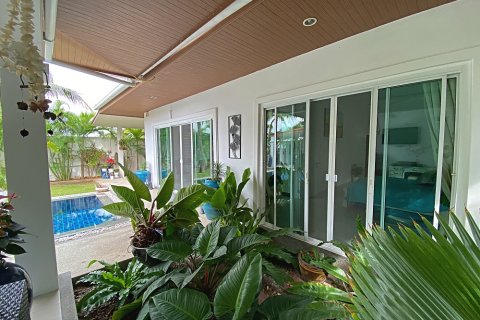 Chalet de 3 dormitorios en Hua Hin, Tailandia № 168673 - foto 13