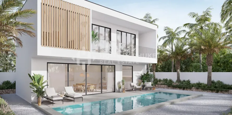 Casa de 3 dormitorios en Phuket, Tailandia № 209565