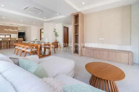Casa de 4 dormitorios en Phuket, Tailandia № 209563 - foto 4