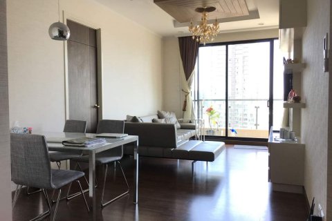 Condominio de 2 dormitorios en Sathon, Bangkok, Tailandia № 133957 - foto 2