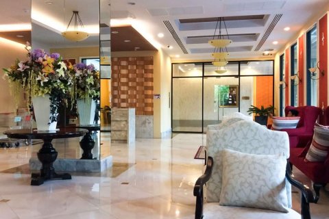 Condominio de 2 dormitorios en Sathon, Bangkok, Tailandia № 133957 - foto 15