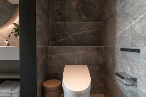 Condominio de 2 dormitorios en Khlong San, Bangkok, Tailandia № 133960 - foto 15