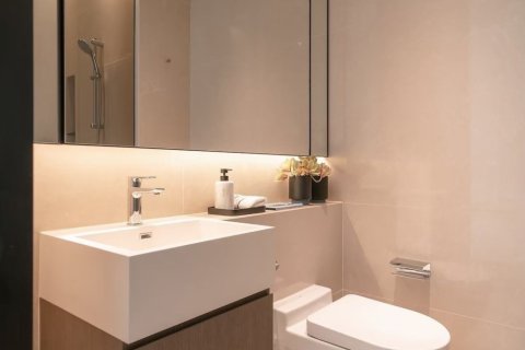 Condominio de 2 dormitorios en Khlong San, Bangkok, Tailandia № 133960 - foto 17