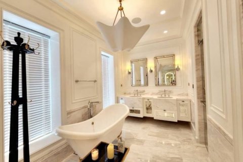 Chalet de 4 dormitorios en Watthana, Bangkok, Tailandia № 133958 - foto 7