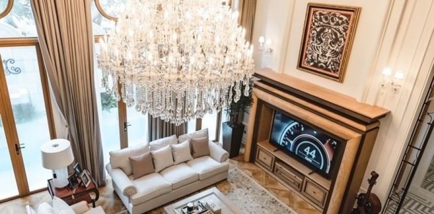 Chalet de 4 dormitorios en Watthana, Bangkok, Tailandia № 133958