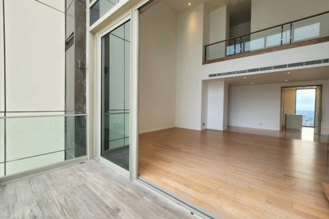 Condominio de 4 dormitorios en Khlong San, Bangkok, Tailandia № 133955 - foto 18
