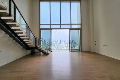 Condominio de 4 dormitorios en Khlong San, Bangkok, Tailandia № 133955 - foto 3