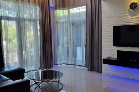 Condominio de 5 dormitorios en Chatuchak, Bangkok, Tailandia № 133956 - foto 7