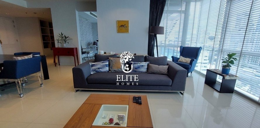 Condominio de 3 dormitorios en Pathum Wan, Bangkok, Tailandia № 133961