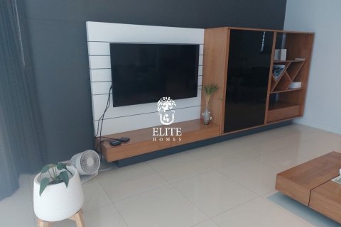 Condominio de 3 dormitorios en Pathum Wan, Bangkok, Tailandia № 133961 - foto 18