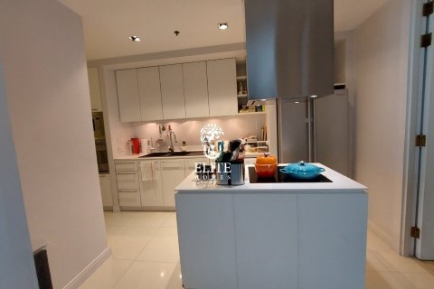 Condominio de 3 dormitorios en Pathum Wan, Bangkok, Tailandia № 133961 - foto 9
