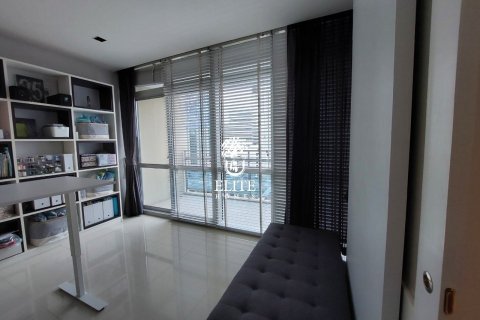 Condominio de 3 dormitorios en Pathum Wan, Bangkok, Tailandia № 133961 - foto 19