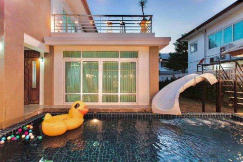 Casa de 4 dormitorios en Pattaya, Tailandia № 71858 - foto 5