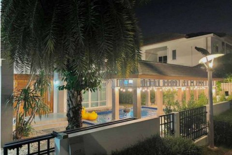 Casa de 4 dormitorios en Pattaya, Tailandia № 71858 - foto 19
