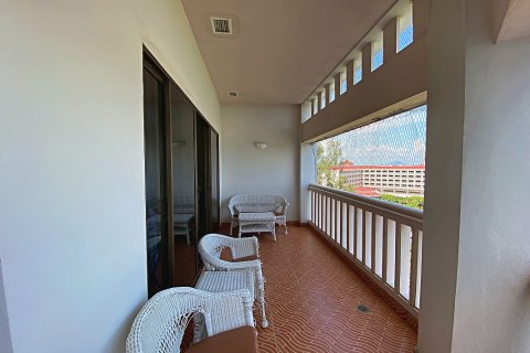 Condominio de 2 dormitorios en Hua Hin, Tailandia № 168655 - foto 13