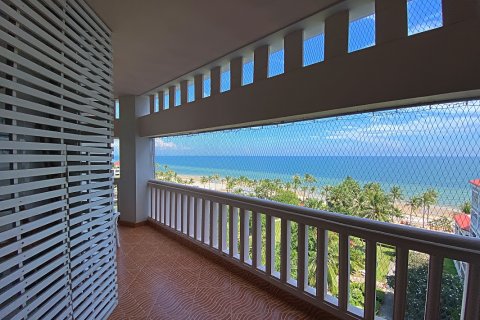 Condominio de 2 dormitorios en Hua Hin, Tailandia № 168655 - foto 10
