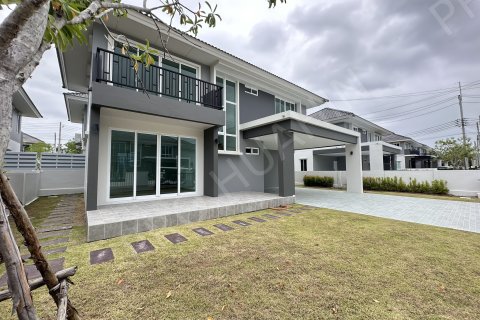 Chalet de 4 dormitorios en Hua Hin, Tailandia № 194796 - foto 6