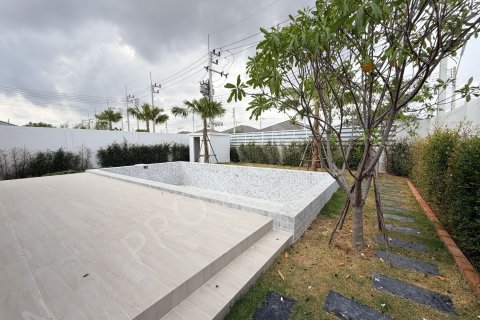 Chalet de 3 dormitorios en Hua Hin, Tailandia № 194797 - foto 5