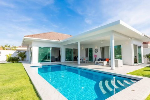 Villa à Hua Hin, Thaïlande 2 chambres № 134505