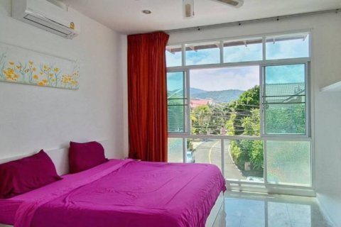 Chalet de 3 dormitorios en Phuket, Tailandia № 134506 - foto 10