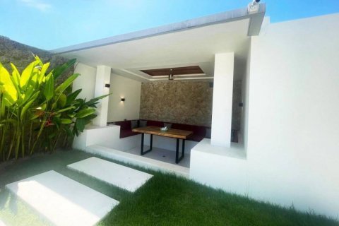 Chalet de 3 dormitorios en Surat Thani, Tailandia № 134509 - foto 7