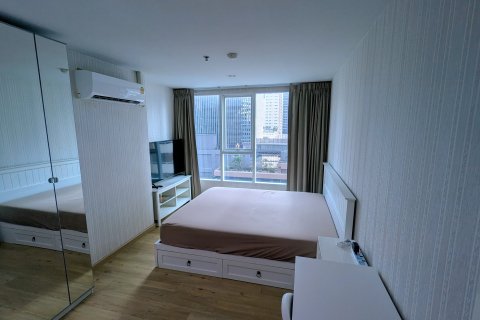 Condominio de 2 dormitorios en Watthana, Bangkok, Tailandia № 159006 - foto 5
