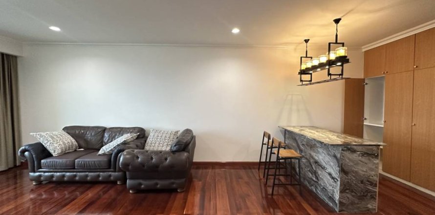 Condominio de 1 dormitorio en Khlong San, Bangkok, Tailandia № 154611