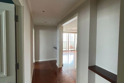 Condominio de 4 dormitorios en Watthana, Bangkok, Tailandia № 47684 - foto 9