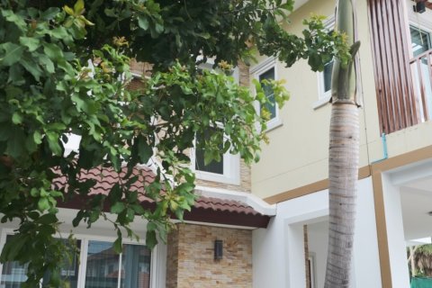 House in Hang Dong, Thailand 4 bedrooms № 200336 - photo 6